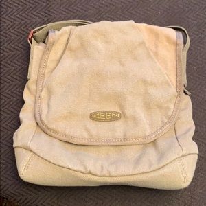 Keen Cross Body Bag